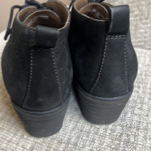 Dansko Cadee Lace Up Wedge Bootie Black Leather Women size 38 US 7.5-8 - Picture 5 of 9